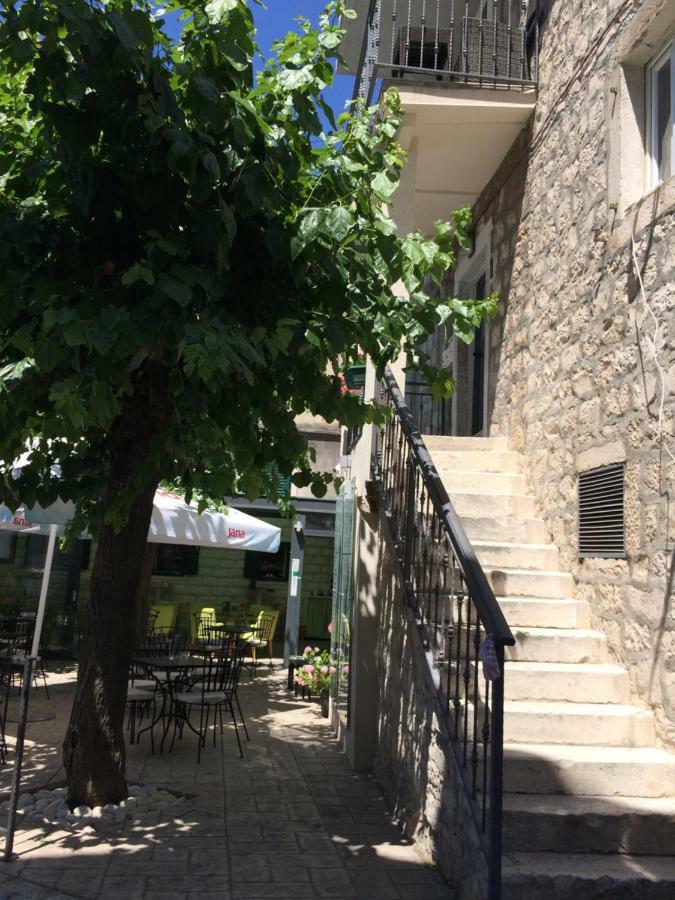 Morus Alba Διαμέρισμα Σπλιτ Εξωτερικό φωτογραφία